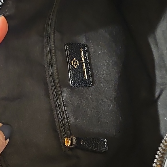 Nanette Lepore Tote Bag - Picture 15 of 16